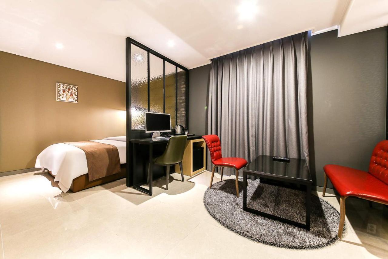 Docking Hotel Gimpo Εξωτερικό φωτογραφία