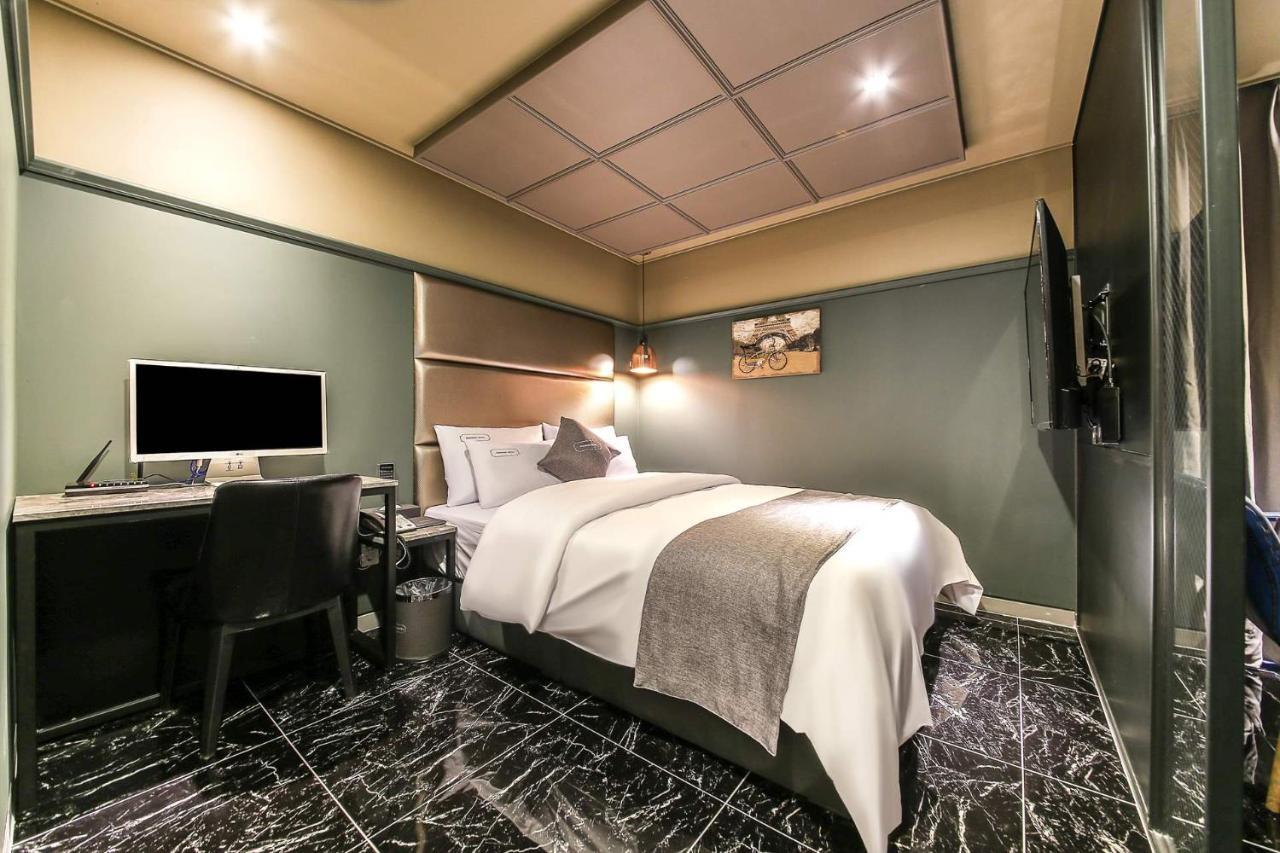 Docking Hotel Gimpo Εξωτερικό φωτογραφία
