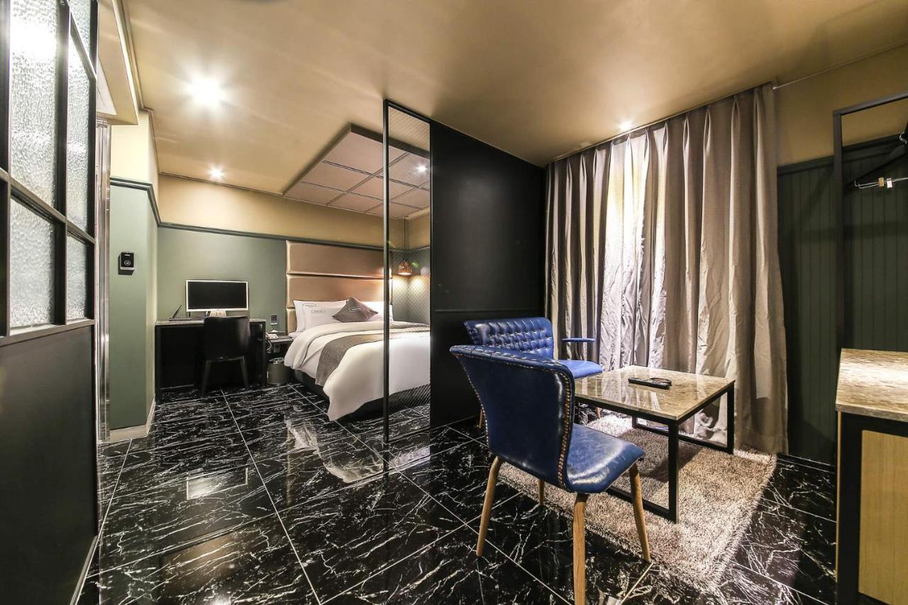 Docking Hotel Gimpo Εξωτερικό φωτογραφία