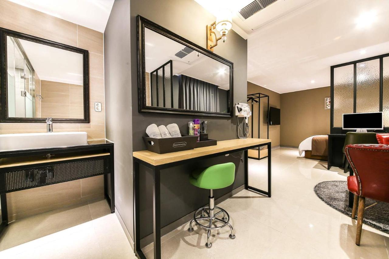 Docking Hotel Gimpo Εξωτερικό φωτογραφία