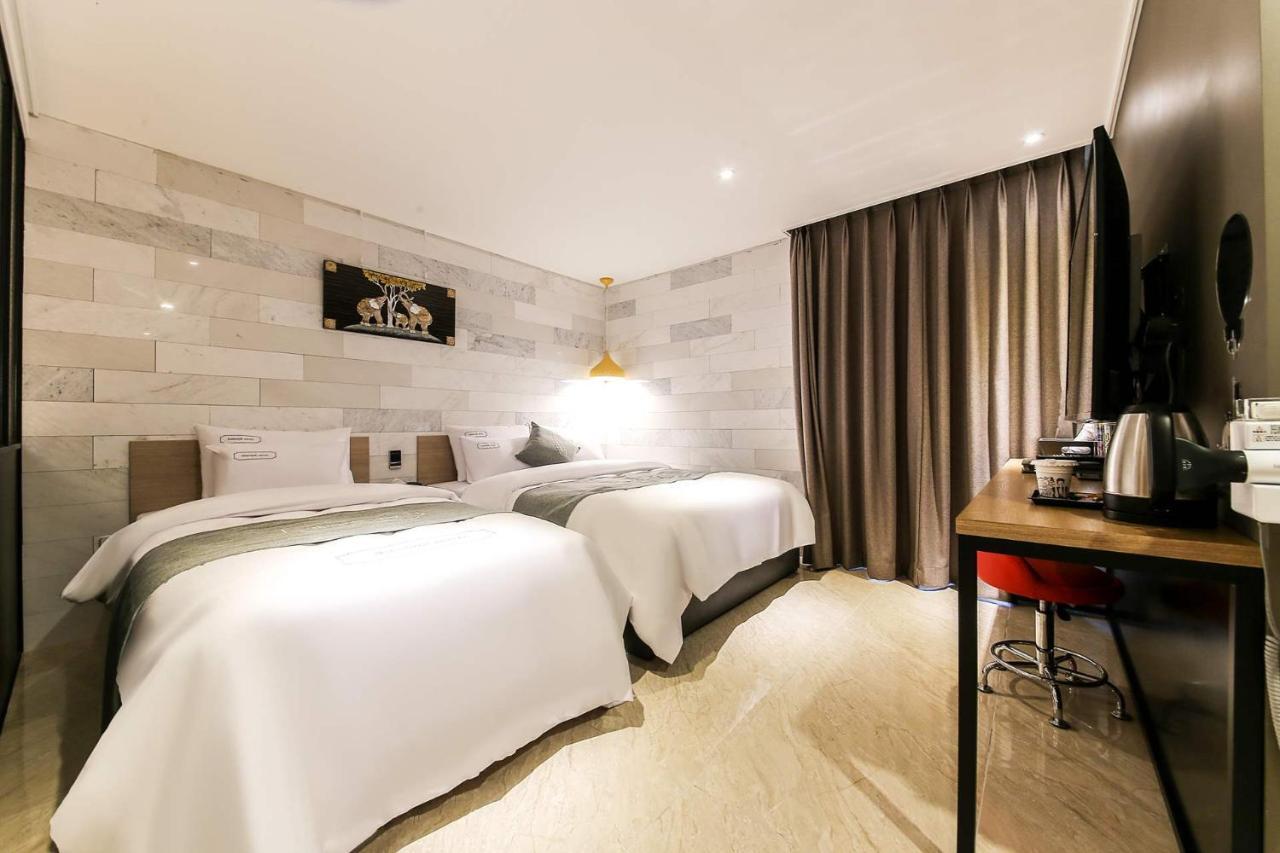 Docking Hotel Gimpo Εξωτερικό φωτογραφία